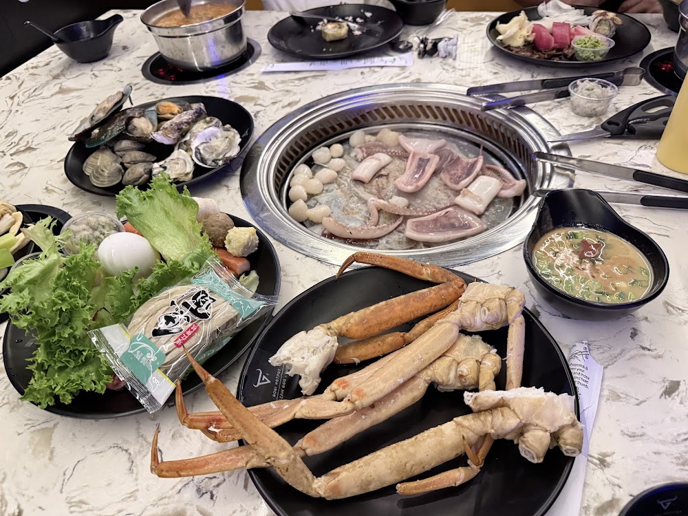 gogi hotpot korean bbq & sushi