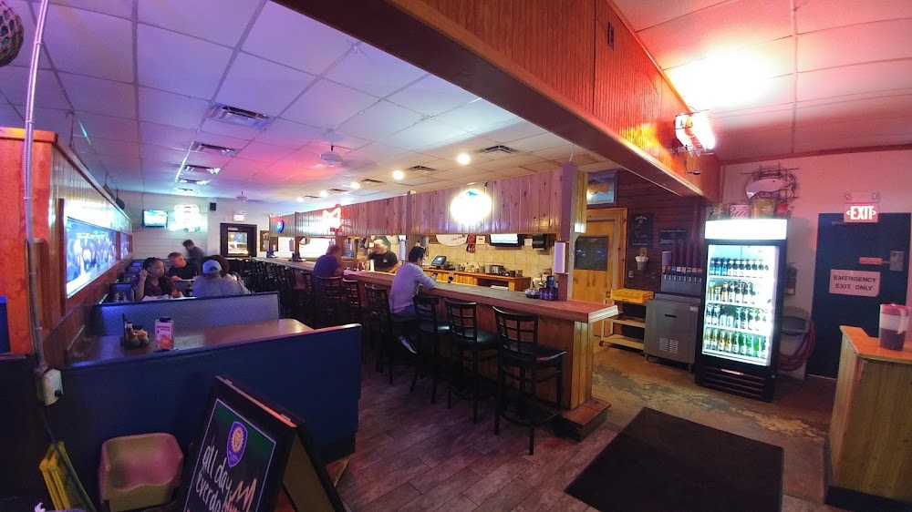 Victorio's Oyster Bar & Grille / Longwood