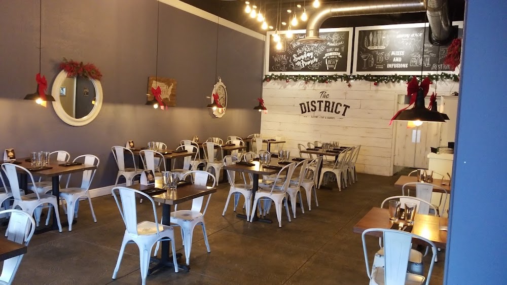The District Eatery Tap & Barrel